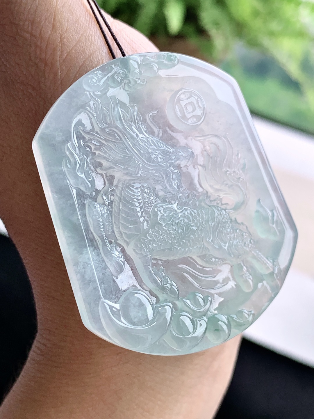 冰飘花麒麟牌吊坠,缅料性比高,尺寸52-44.2-5,重量25克