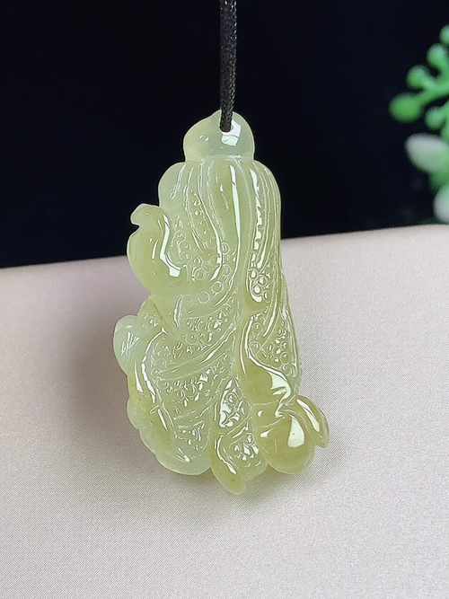 黄翡百财聚来，无裂，尺寸33-16-7.8mm，D25afj