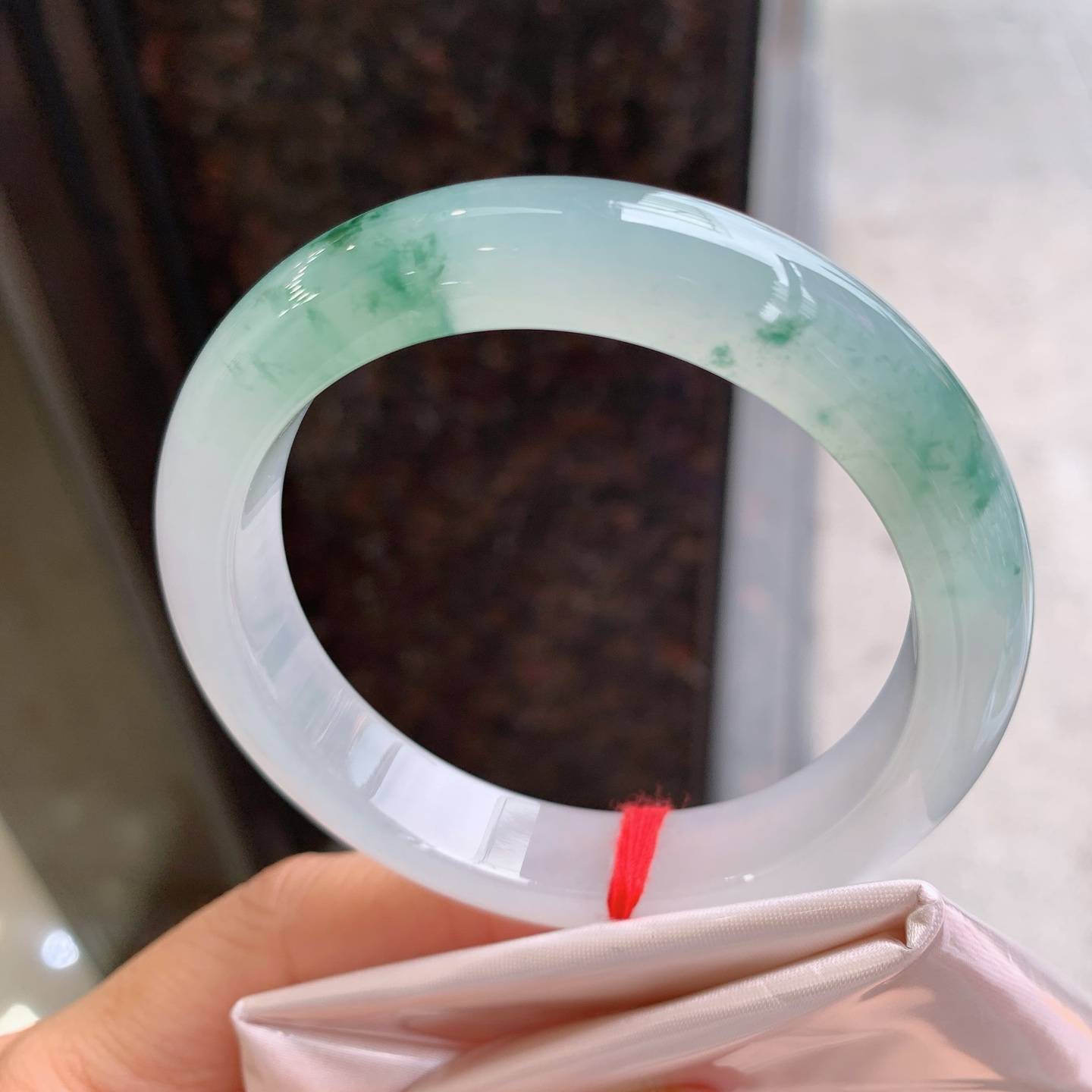 正圈冰飘花，无裂，冰润