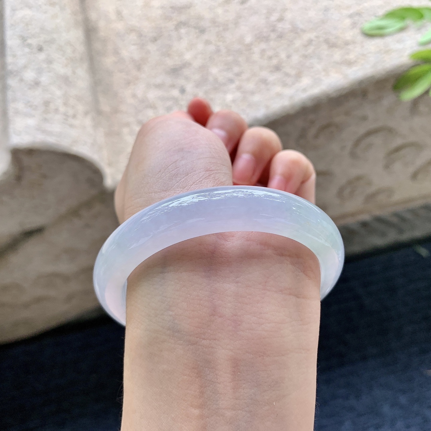 正圈55 56，圈口56.5/11.2/7.8，编码HJ082601，糯冰春彩，水润，种老，细腻，无裂