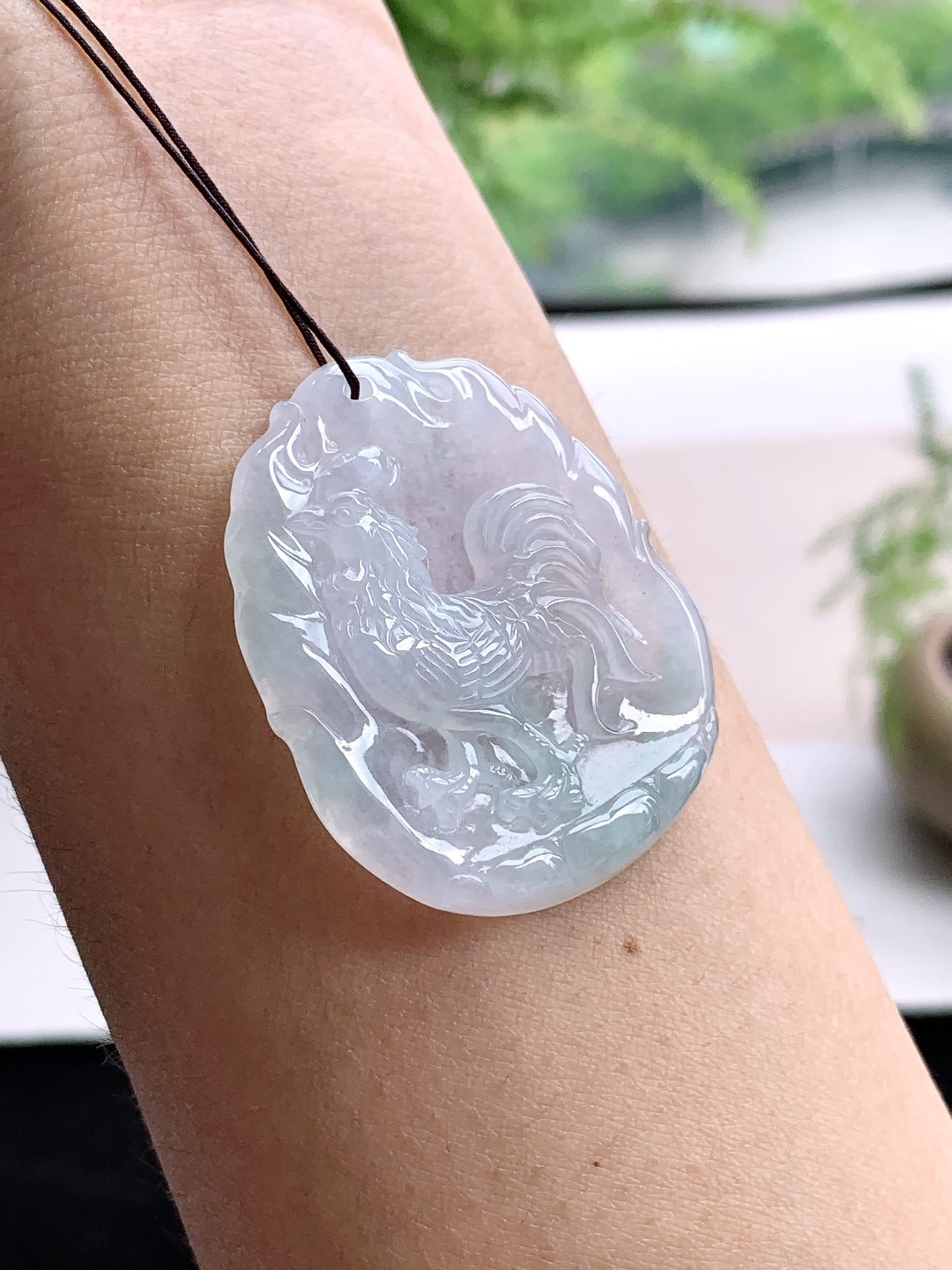 冰晴水生肖鸡牌吊坠,性比高