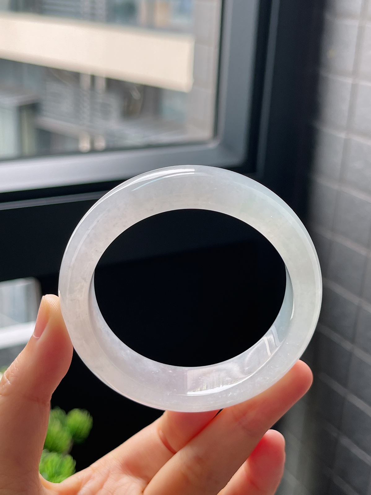 圈口54，冰糯种飘花宽版厚装翡翠正圈手镯