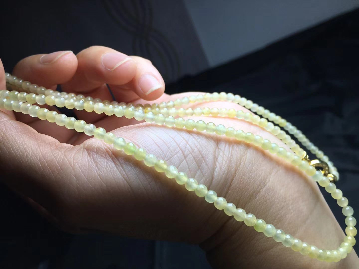 冰黄小米珠，卡3.5～3.1mm，200颗，种好，玉质细腻，颗颗精选，通透