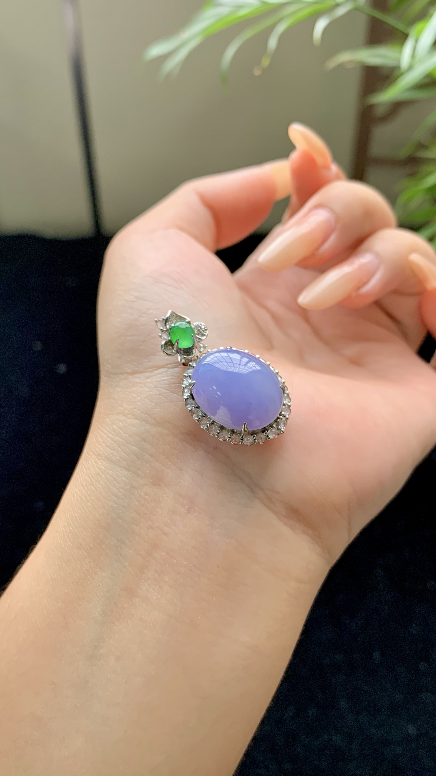 蛋面吊坠 J-0825 尺寸：裸15.5-13.4-5.6 整30.7-17-10.6