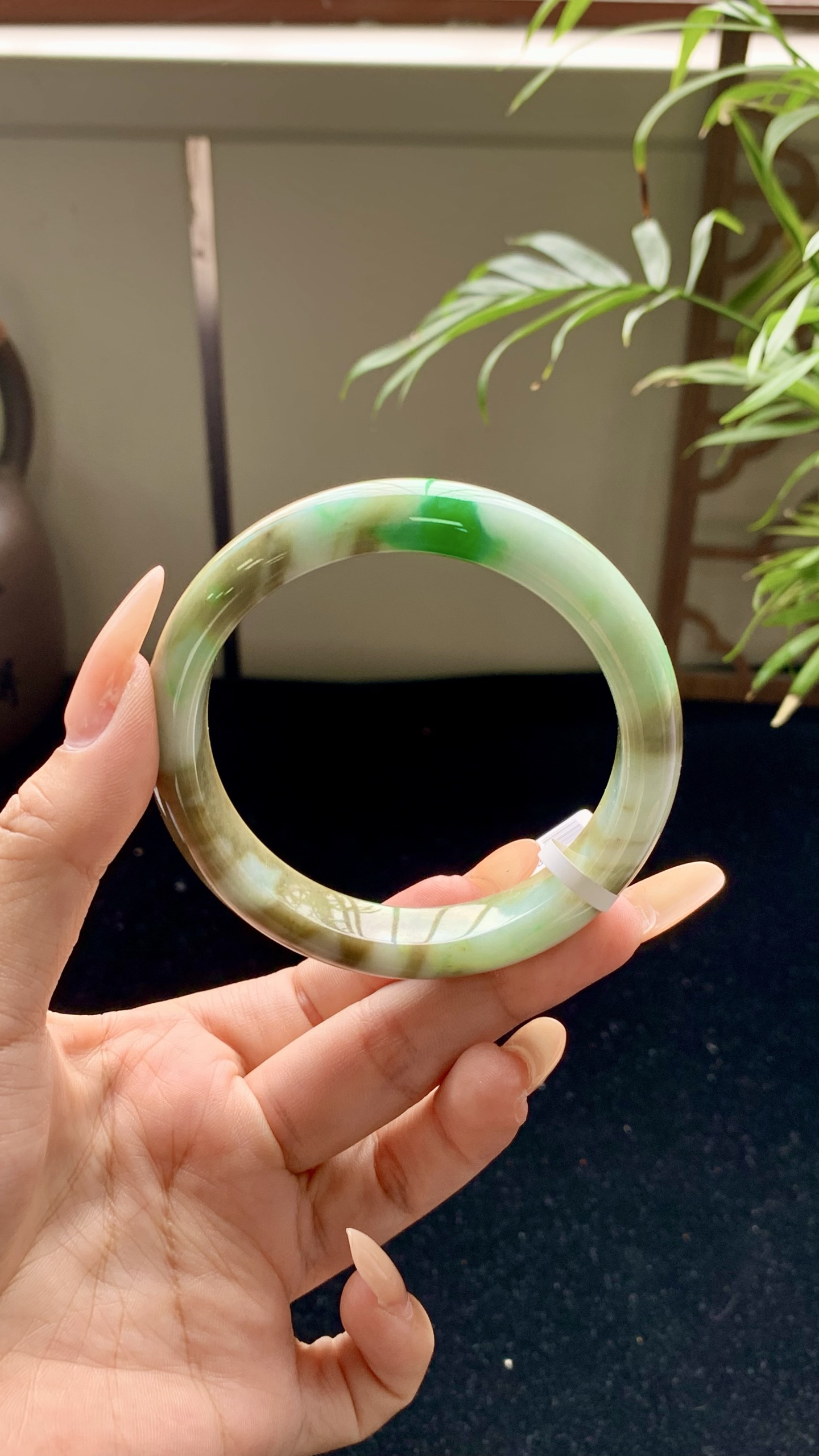 黄翡飘绿正圈成品 YH-8393 尺寸：57.5-12-8