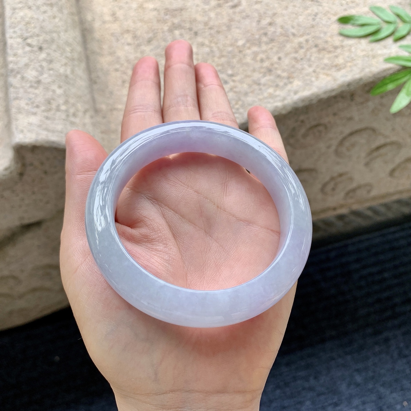 正圈57 58,圈口58.7/13/10,编码T1082702,细糯紫底，水润，种老，细腻，无裂