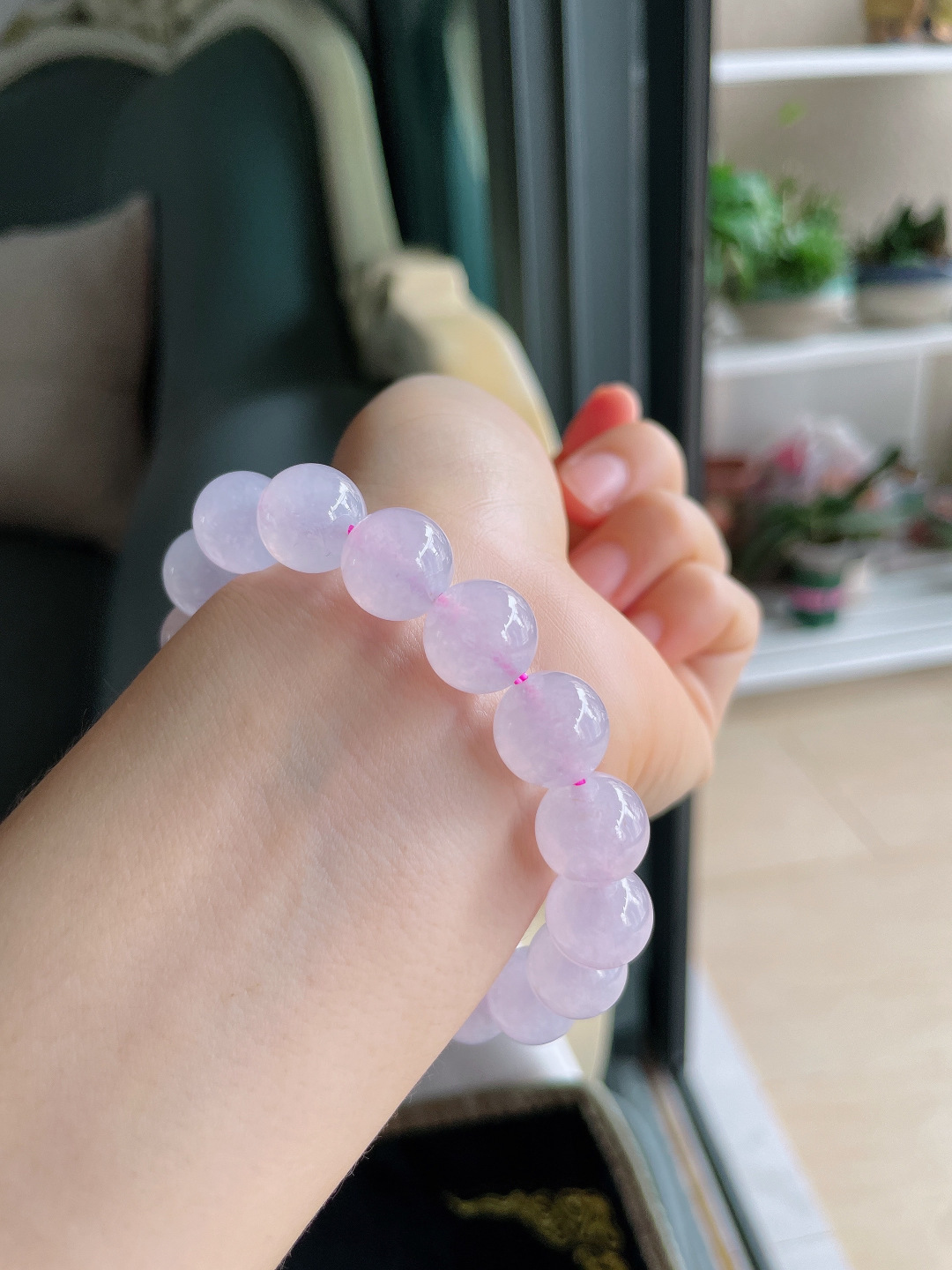 缅甸天然翡翠A货，冰种手串，尺寸：11.8mm。【编4262】