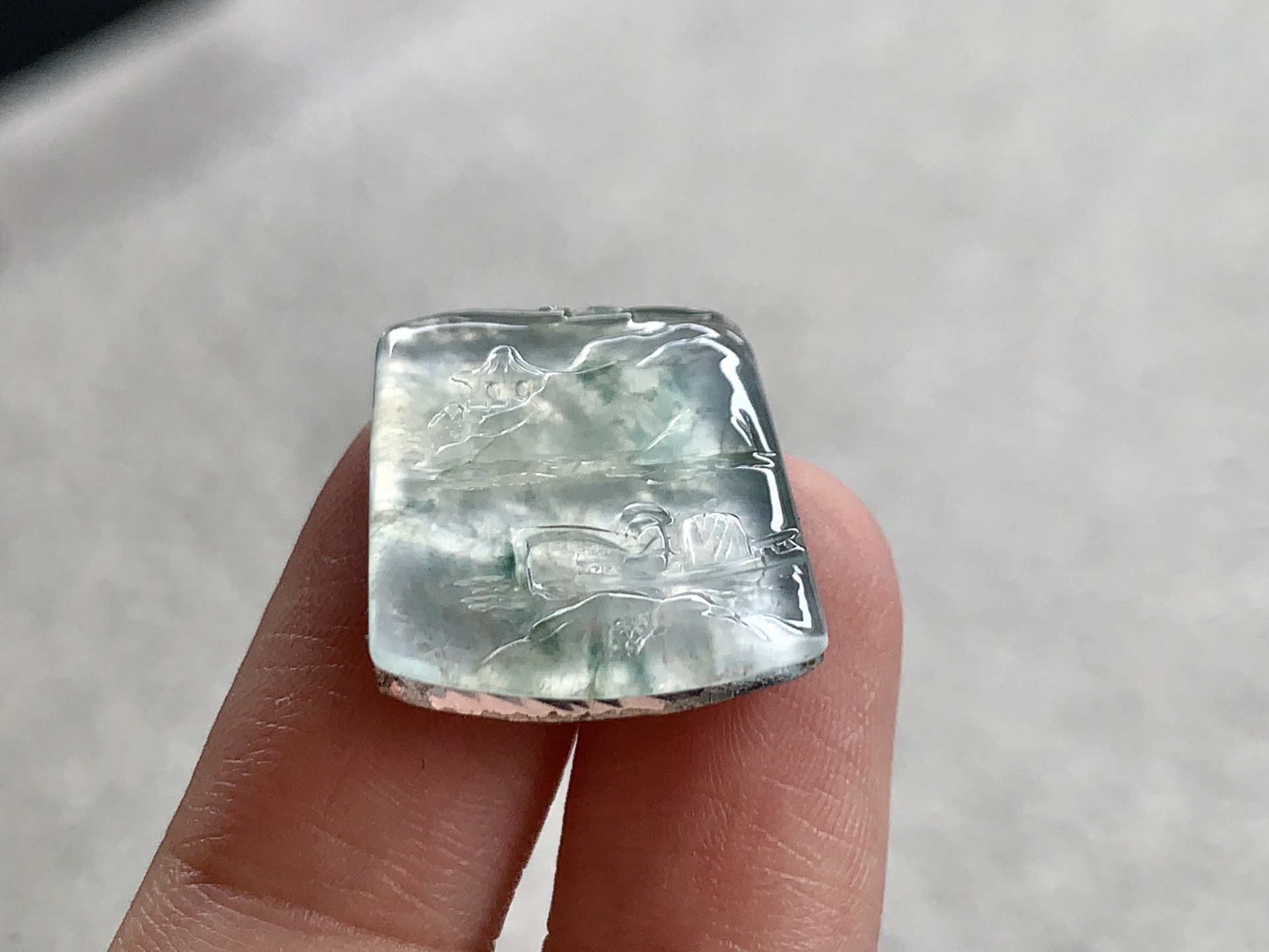 ️ 山水牌，尺寸：17.6×16.5×3.2