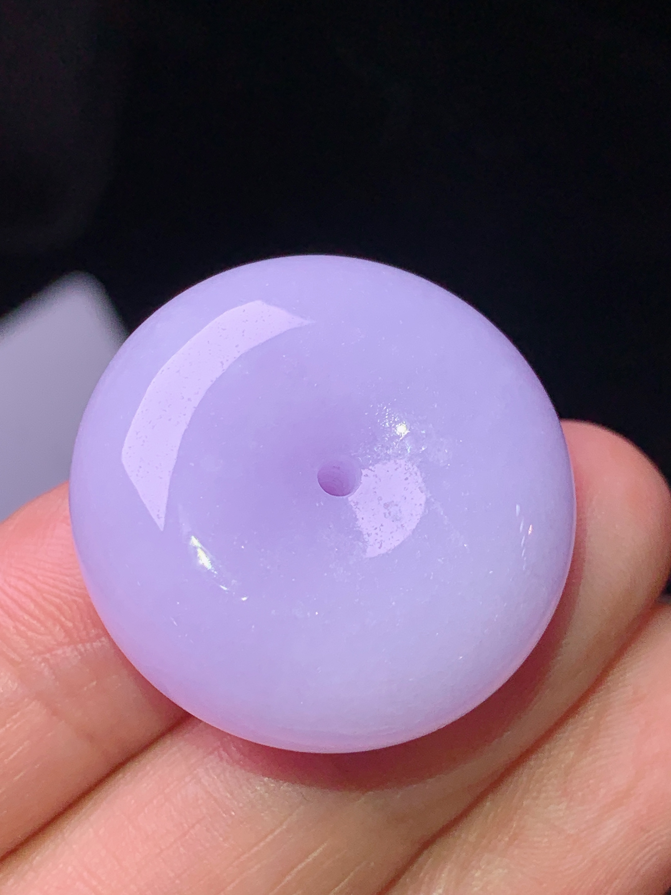 紫罗兰平安扣吊坠 玉质细腻 色泽艳丽清新 水润亮眼 整体尺寸26*10.5 b7
