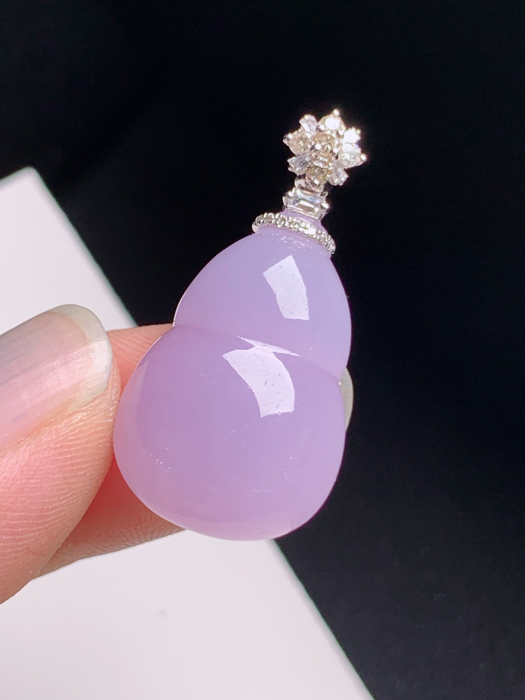 粉紫葫芦吊坠，玉质厚装，明艳动人，福禄双全，裸石23.6-15.6-6.731