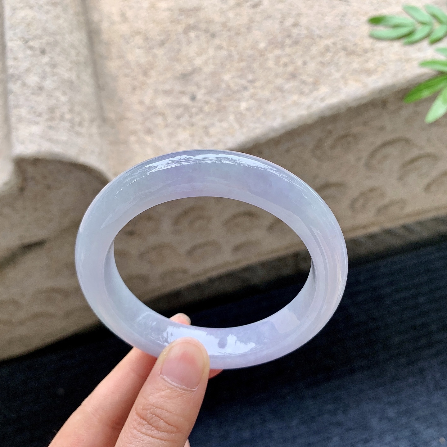 正圈57 58,圈口58.7/13/10,编码T1082702,细糯紫底，水润，种老，细腻，无裂