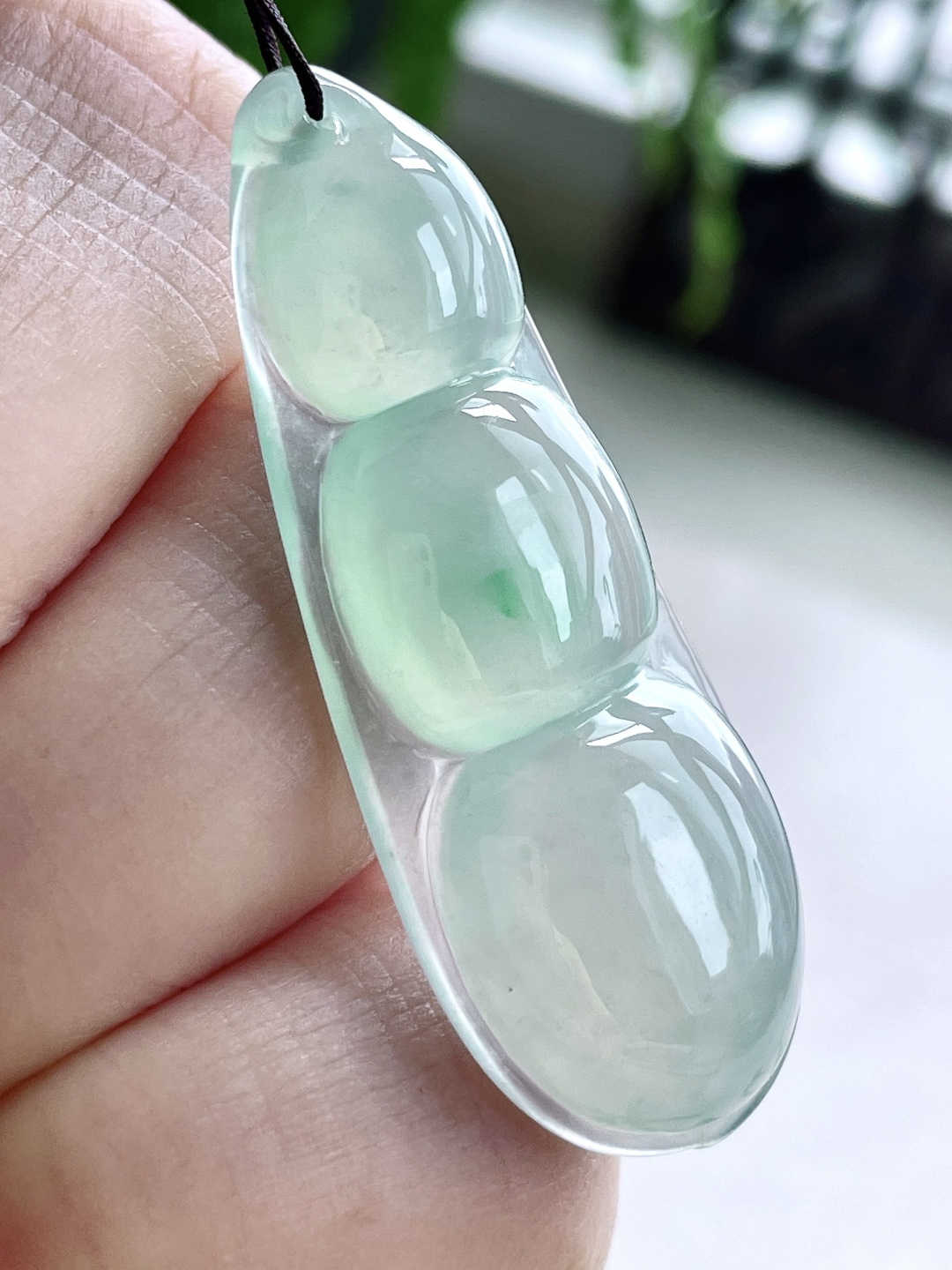 冰飘花豆子大福豆吊坠,缅料,无裂,性比高,厚装,尺寸45-17-6,重量8克
