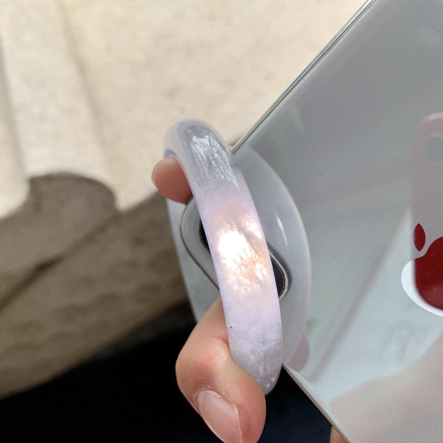 正圈51 52,圈口52.4/10.2/7.5,编码BA082678,描述冰种，清透，水润，种老，细腻，打灯有棉线
