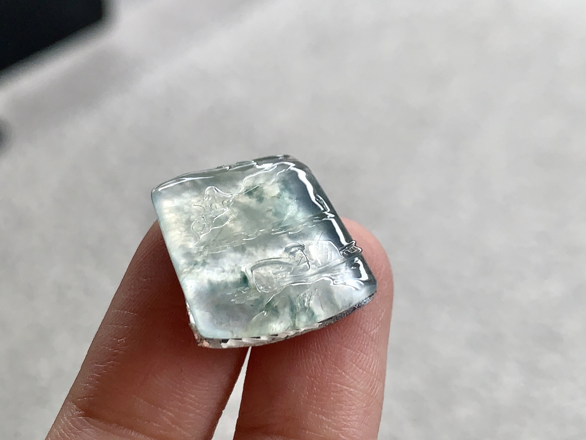 ️ 山水牌，尺寸：17.6×16.5×3.2