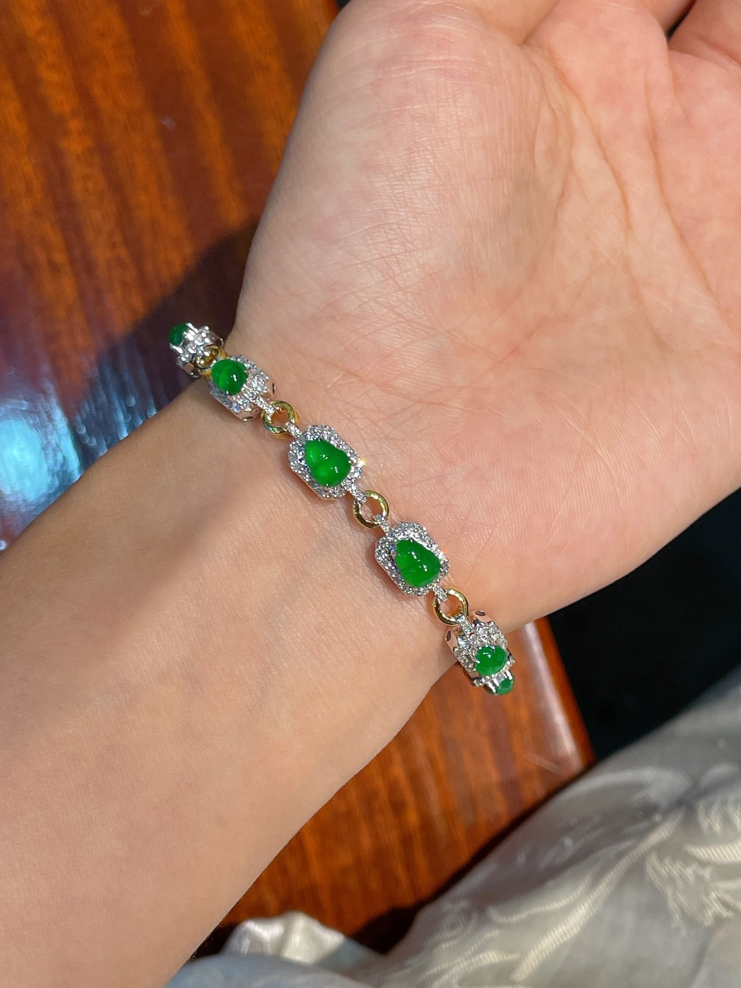 阳绿葫芦手链，18k金镶嵌