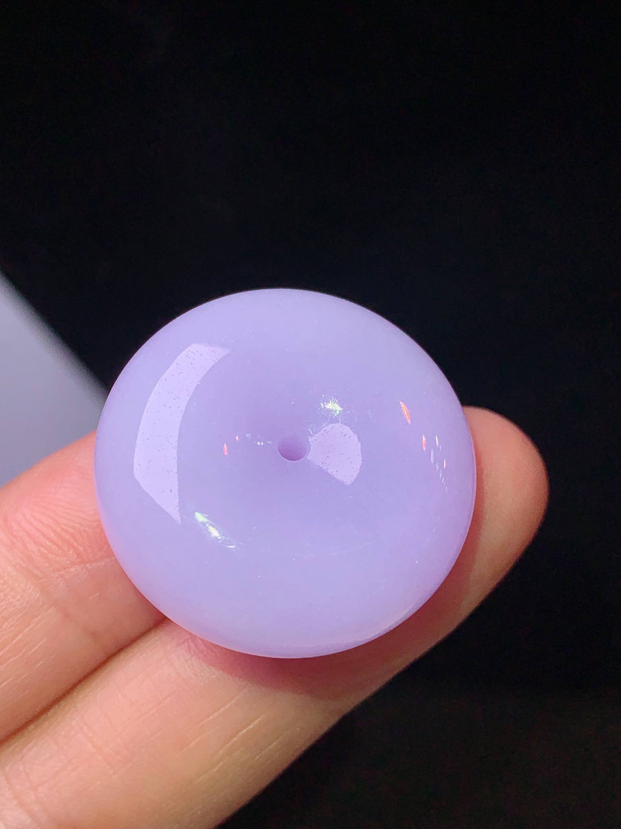 紫罗兰平安扣吊坠 玉质细腻 色泽艳丽清新 水润亮眼 整体尺寸26*10.5 b7
