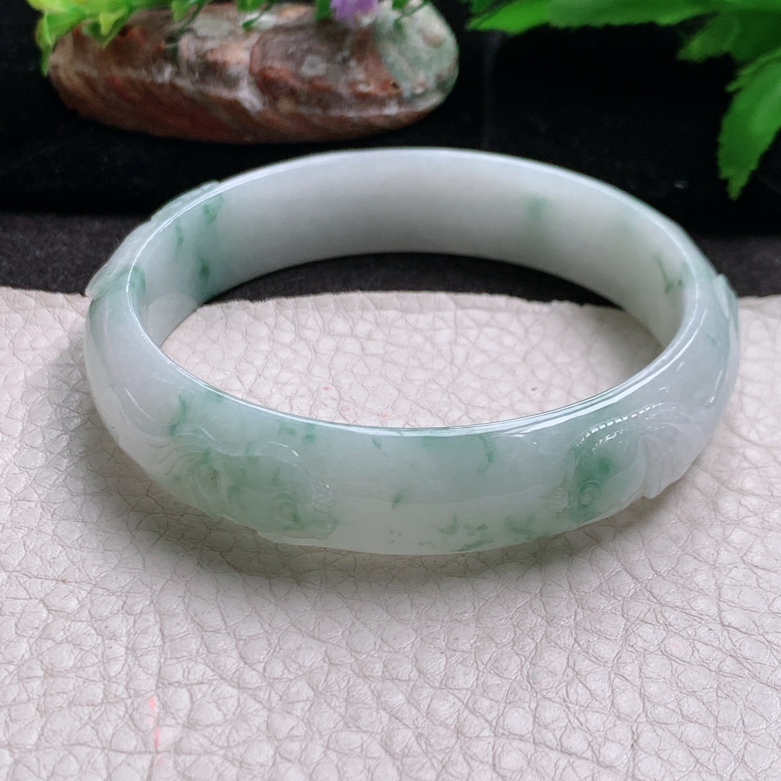 jc大圈口60*14*7.2雕花平安镯 缅甸翡翠玉手镯冰飘花莲年有余正圈玉手环
