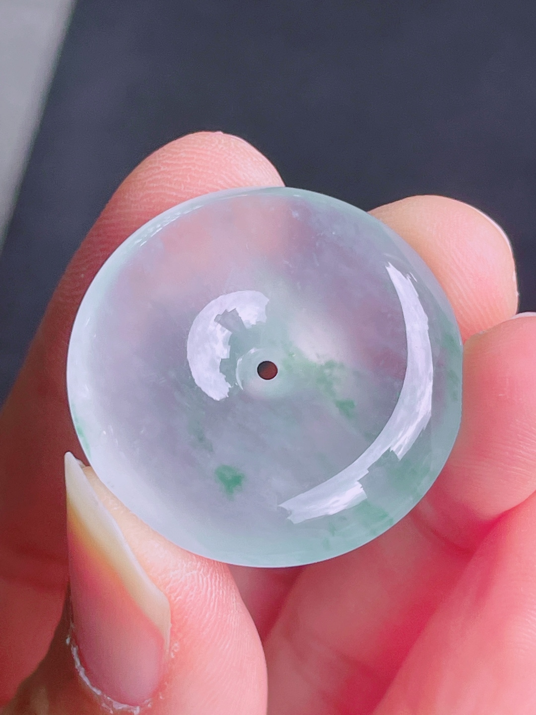 平安扣吊坠，晶莹剔透，新颖时尚，无裂，28-7