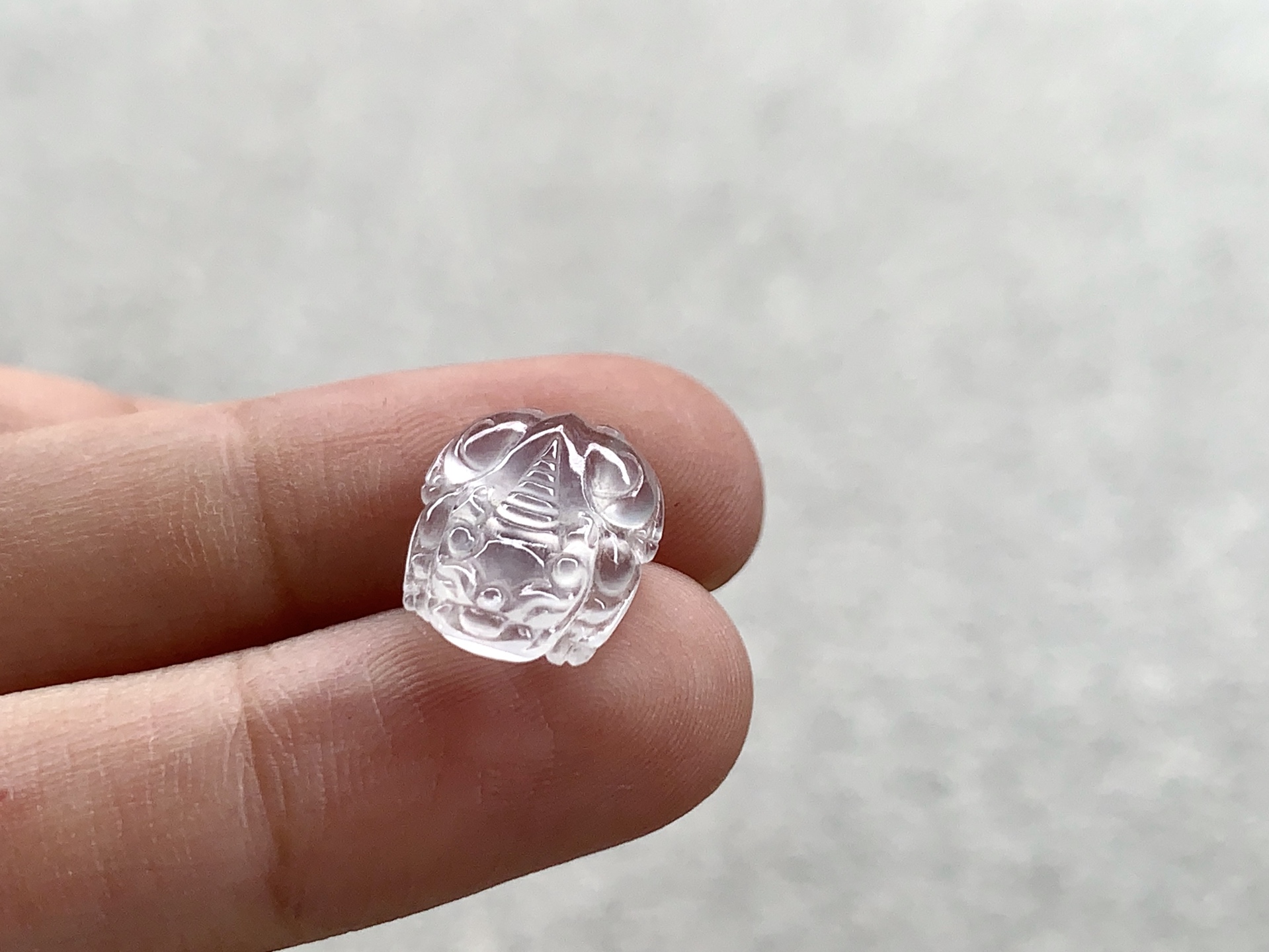 冰貔貅，尺寸：12.7×10.5×3.7