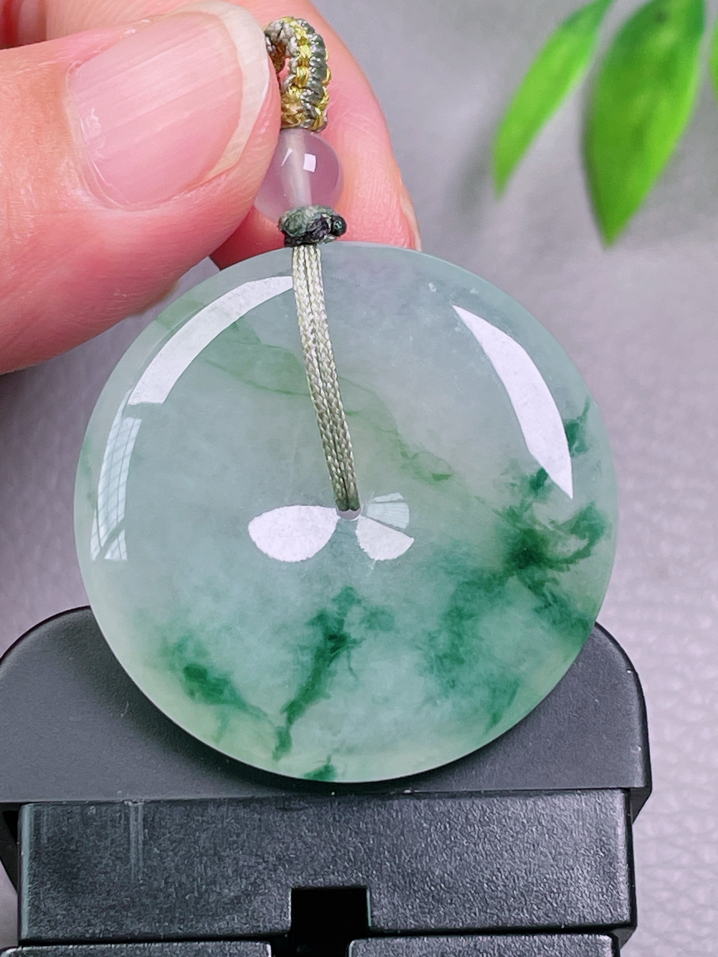 高冰种飘花平安扣，无裂，冰透水润，起荧光，尺寸：34-5.9