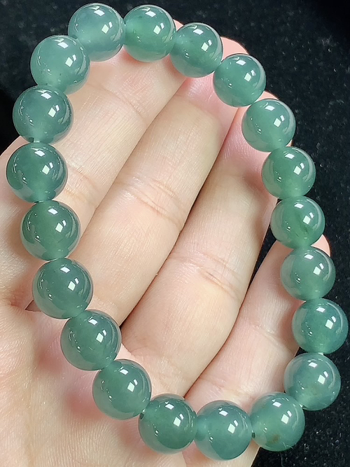 冰蓝水玉珠手串，尺寸9.7mm，D26cdg
