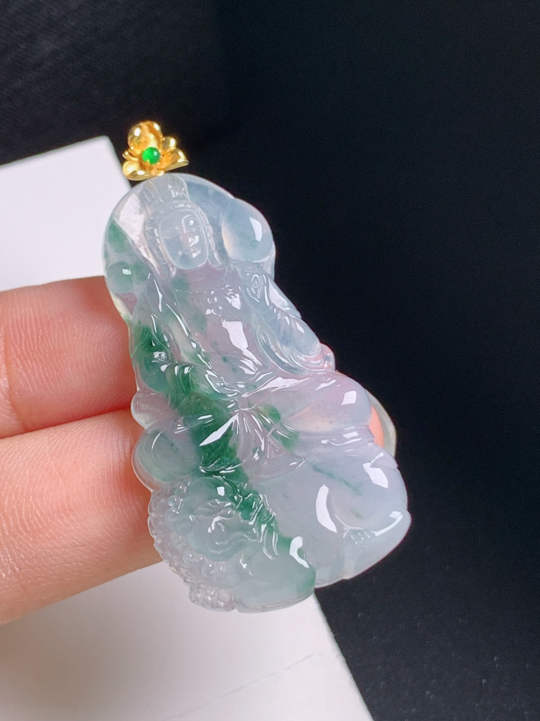 冰种飘花观音吊坠，胶感十足，雕工精细，智慧护佑
