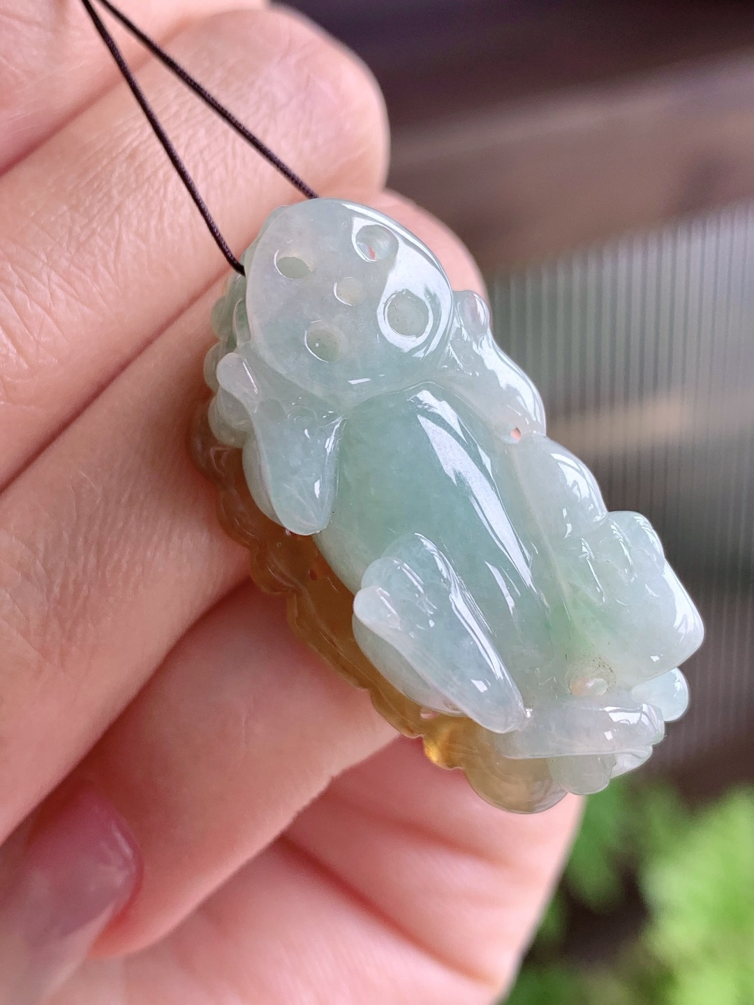 冰飘黄翡貔貅吊坠,缅料 性比高  超厚,尺寸34.8-15.2-14.6,重量15克