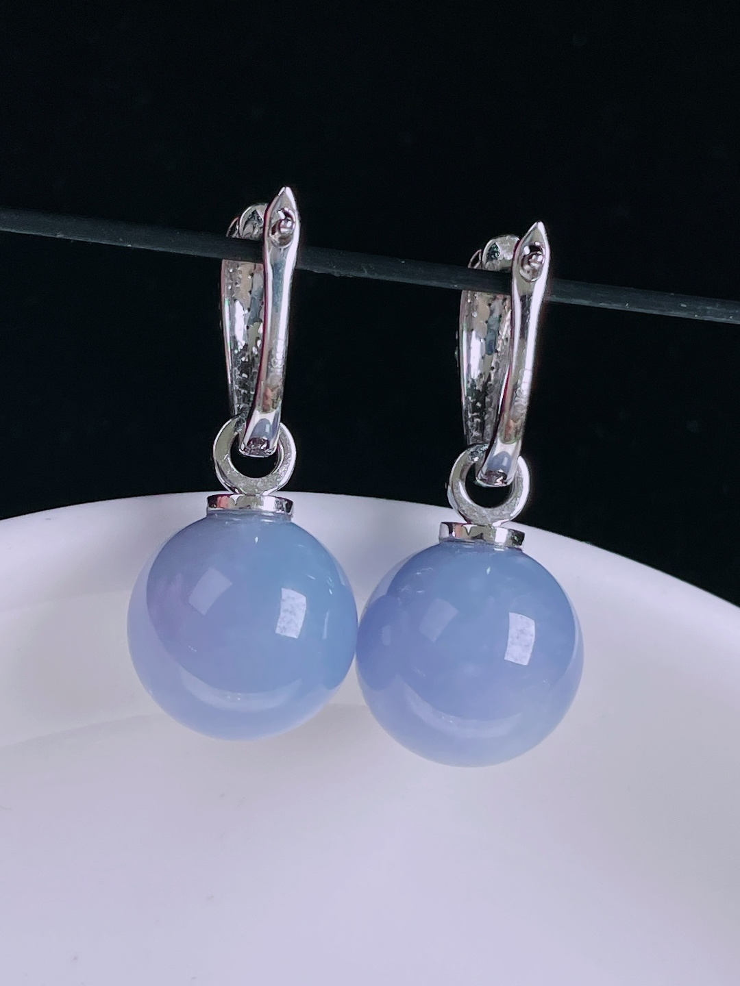 圆珠耳坠，18k镶嵌，老种起光，细底通透，尺寸：裸石12.3mm0826