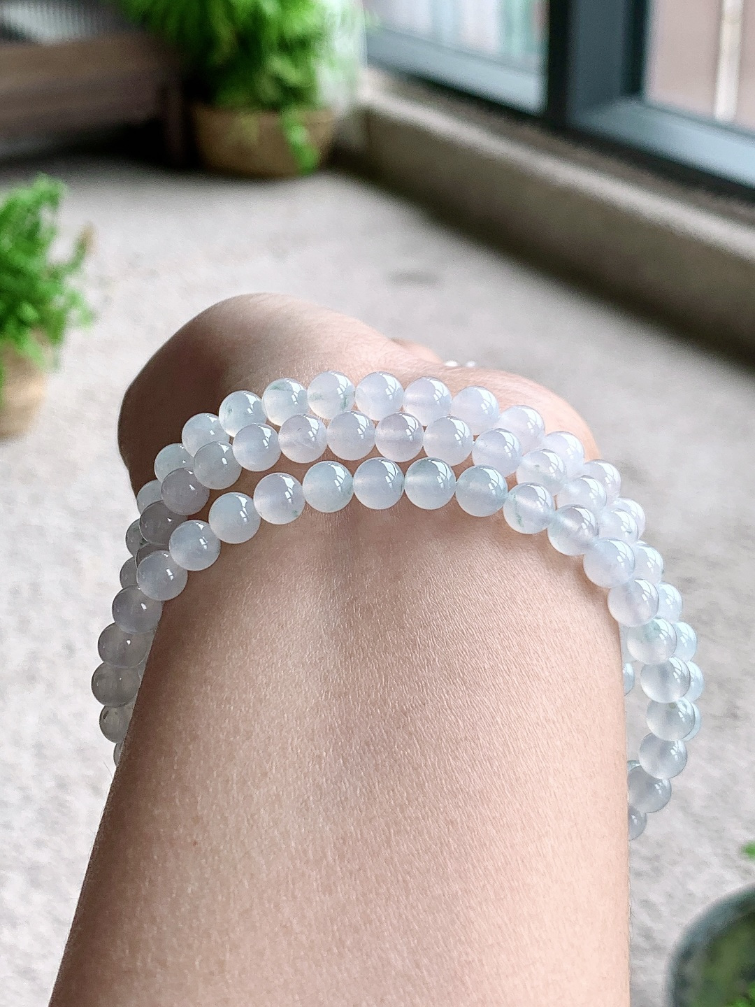 珠子冰飘花珠链圆珠子珠链,缅料性比高,尺寸6mm，33cm,重量45克