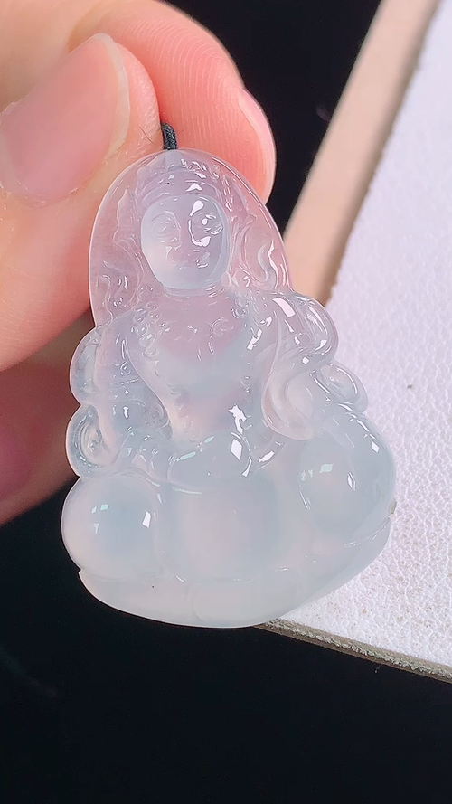 冰种观音，无裂，尺寸:33.4-23.5-5.3mm