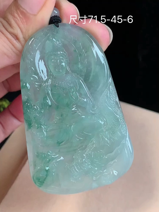️ 冰飘花观音,老坑冰透 种老水足 水润光泽,性比高 无裂,尺寸看图