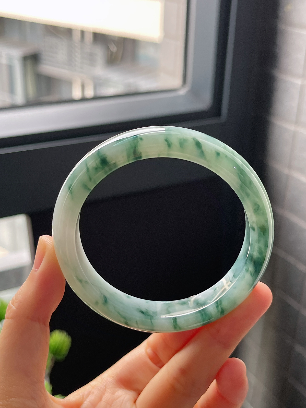 圈口55.6，冰糯种飘花翡翠正圈手镯