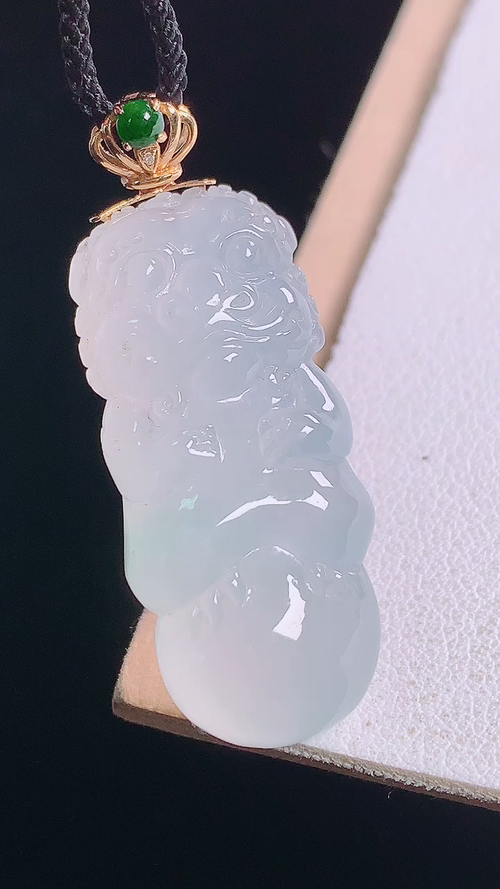 18K冰种貔貅吊坠，无裂，尺寸:38.7-32.7-14.8-9.6mm 23