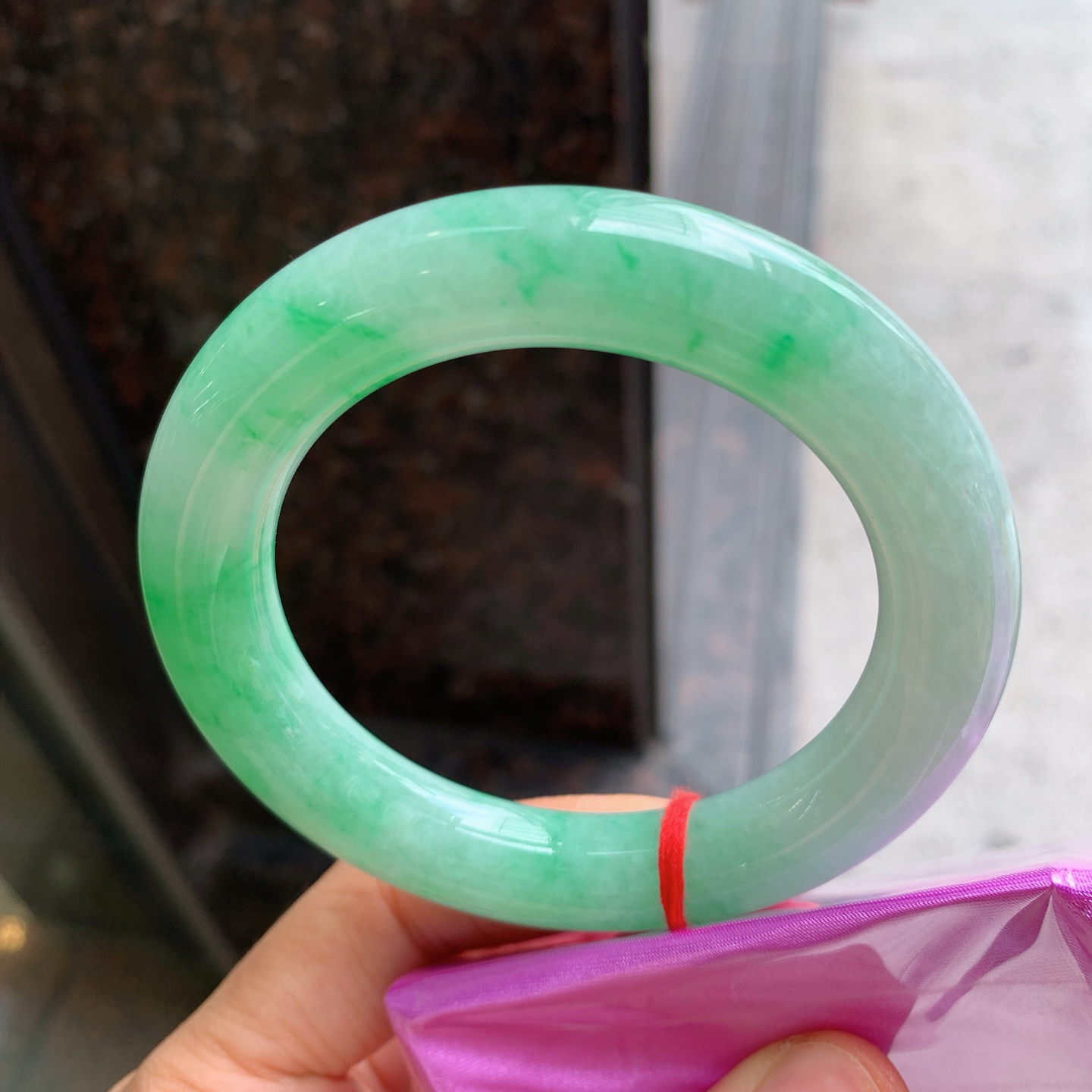 圆条飘绿 无裂 版型好