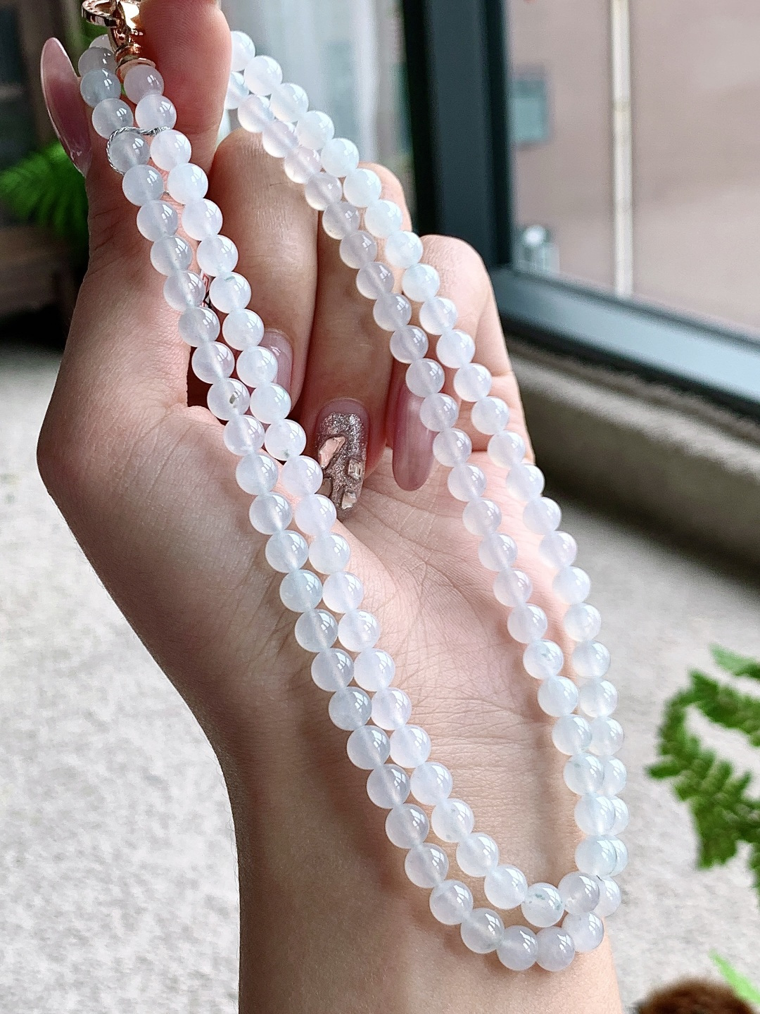 珠子冰飘花珠链圆珠子珠链,缅料性比高,尺寸6mm，33cm,重量45克