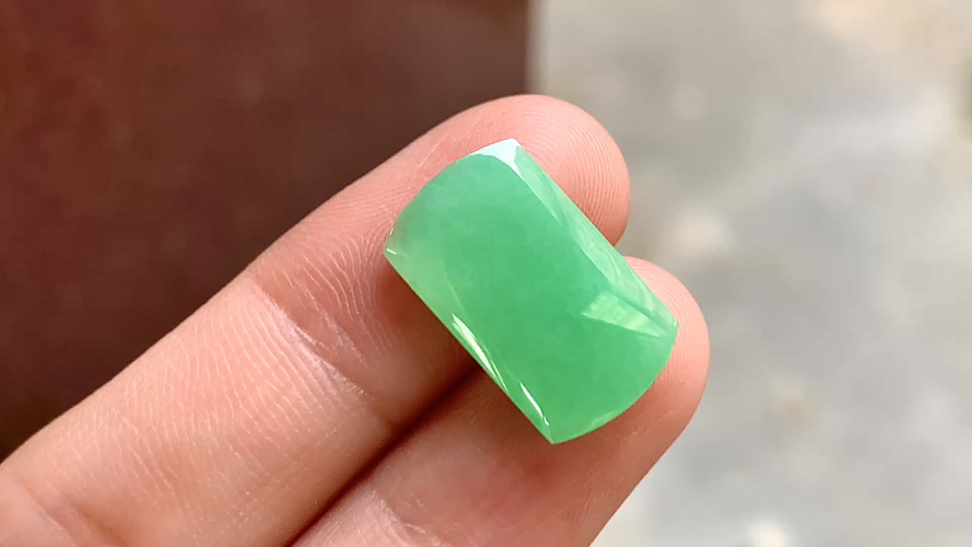 ️ 阳绿马鞍, 18.2*10.5*4.2 完整
