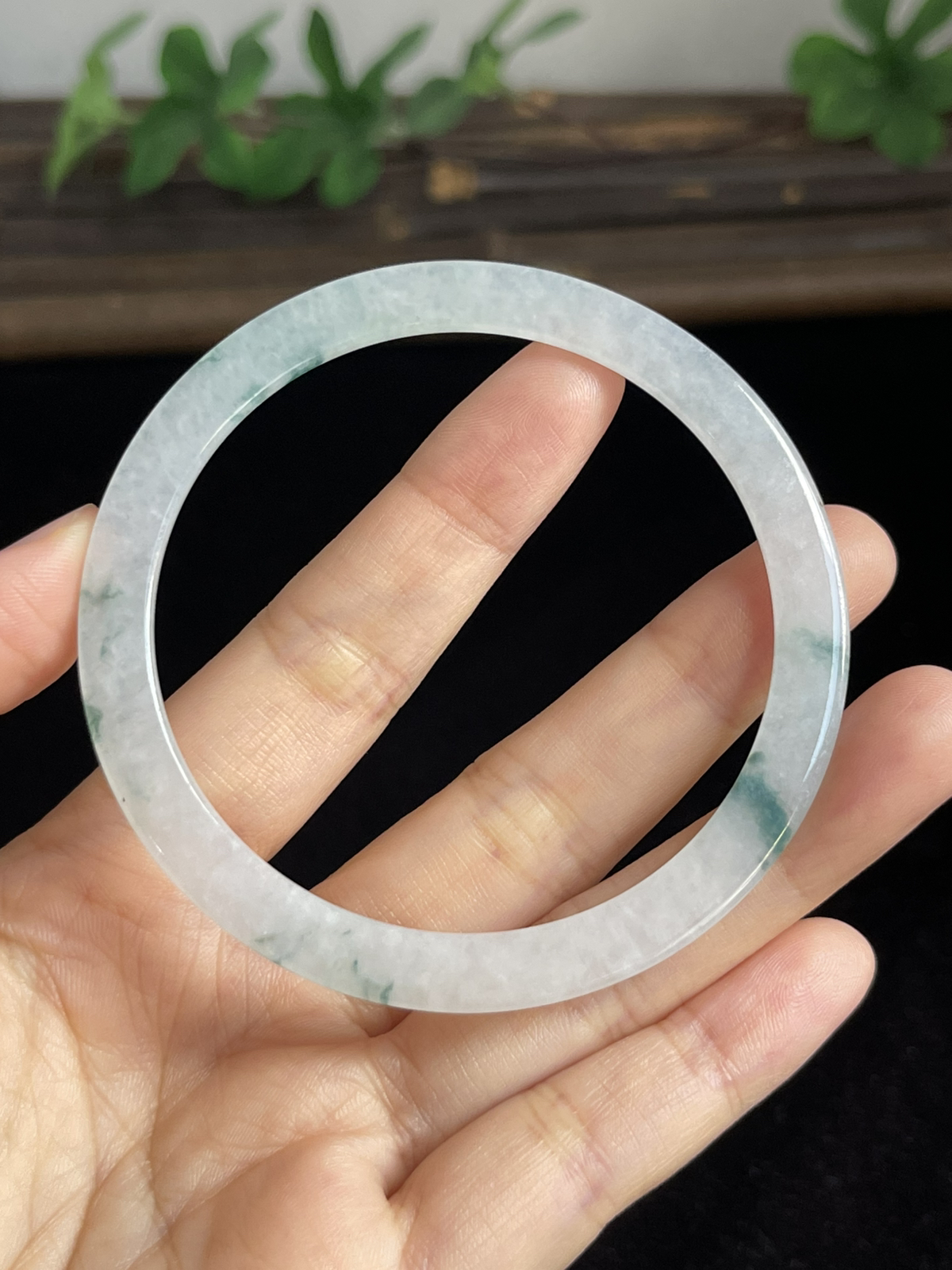 正圈57圈口，翡翠手镯