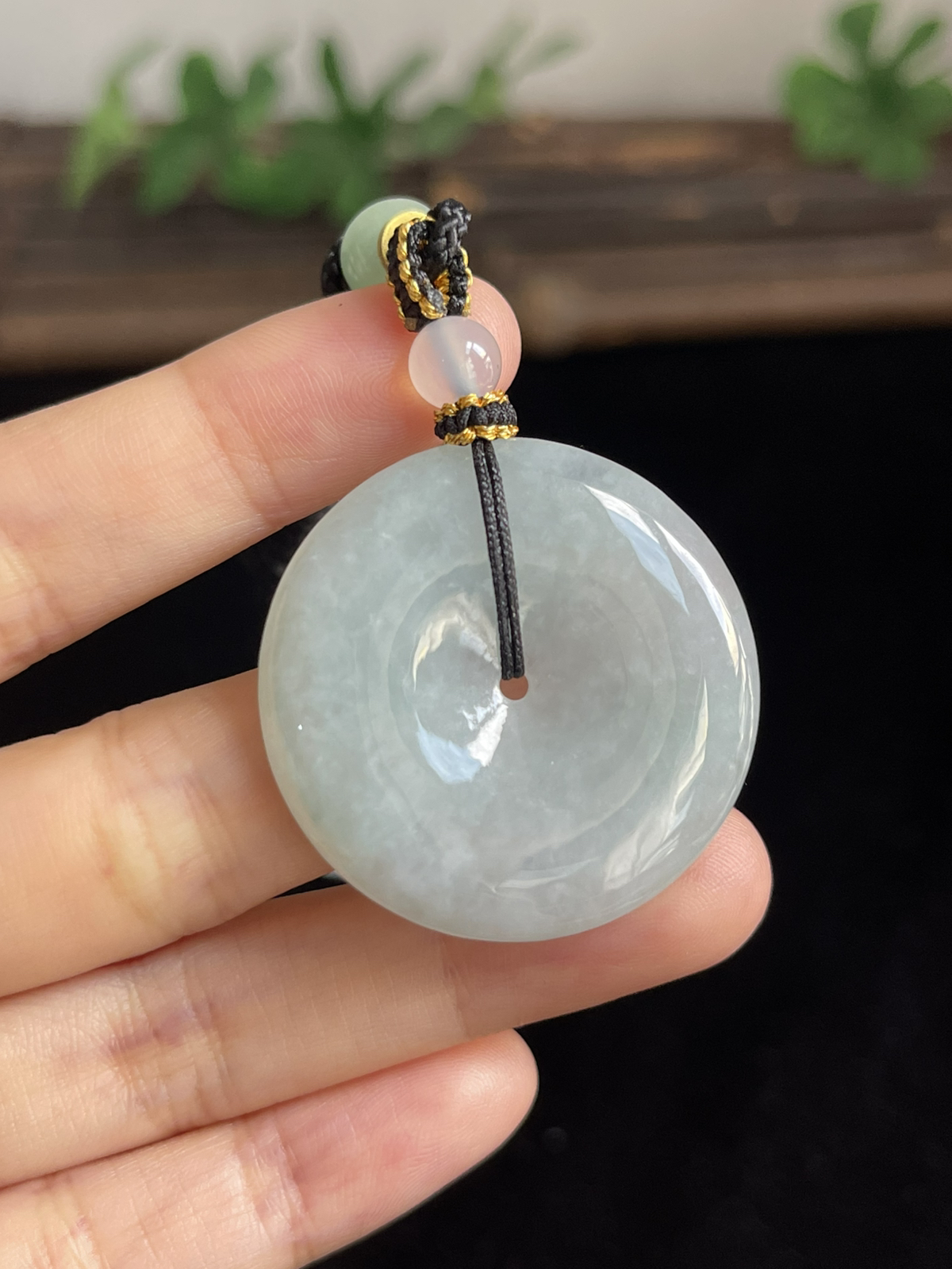 翡翠糯化种平安扣，配珠未测