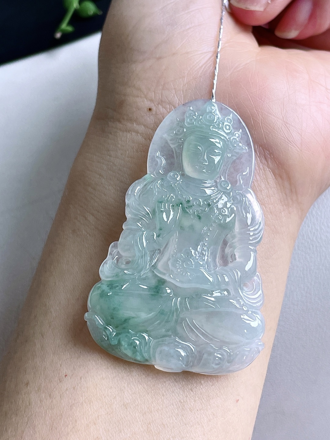 冰飘花观音度母观音牌吊坠，缅料，无裂，性比高，尺寸61-37.6-5.4，重量20克