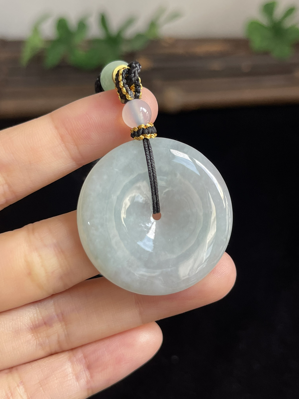 翡翠糯化种平安扣，配珠未测