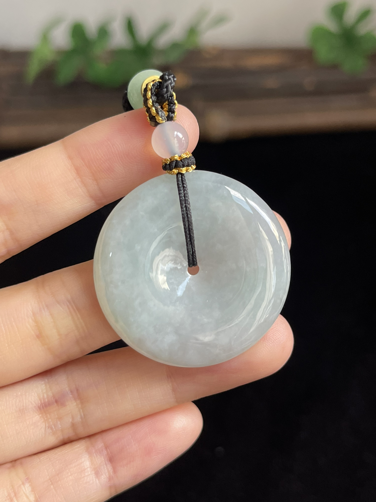 翡翠糯化种平安扣，配珠未测