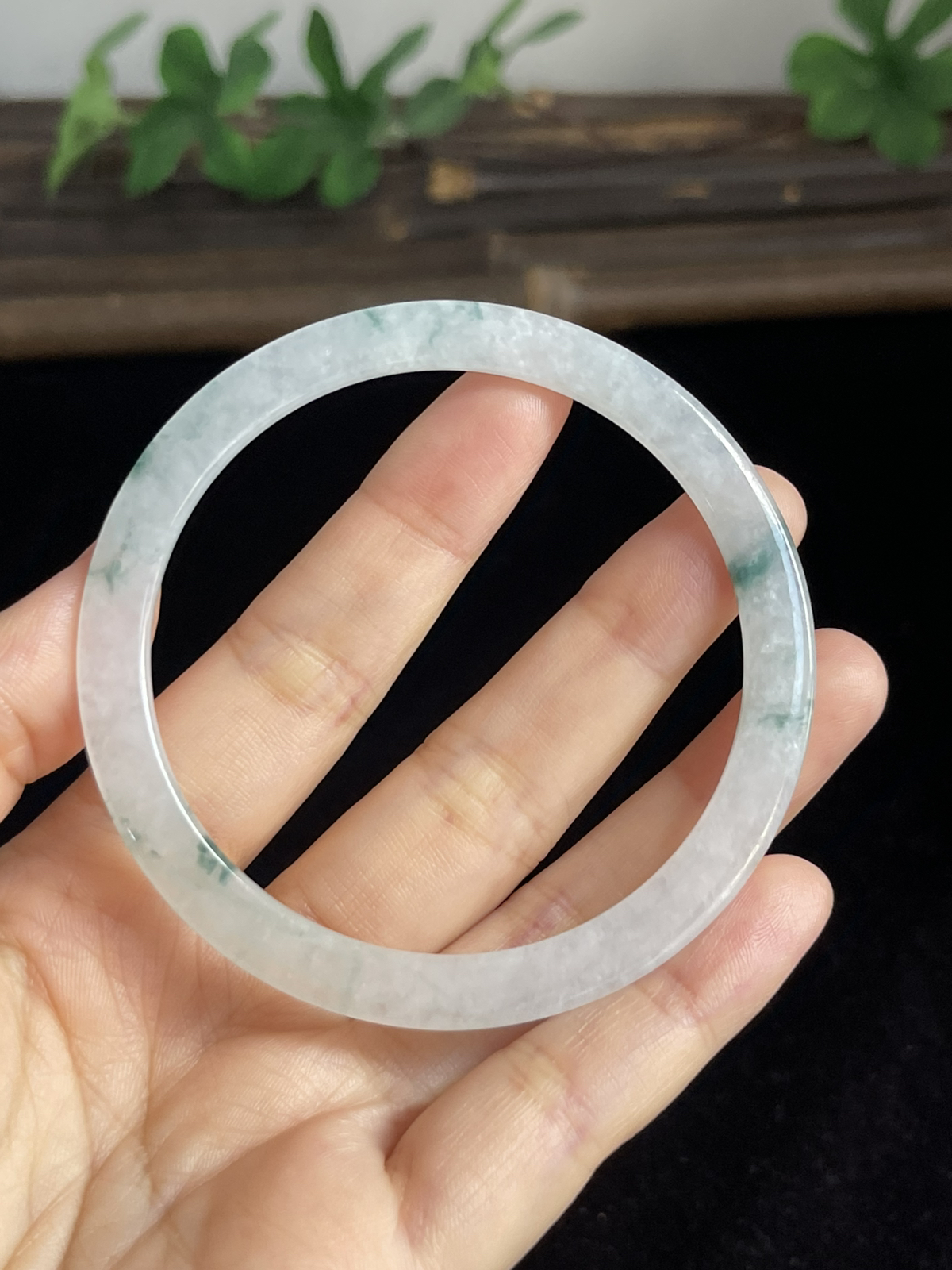 正圈57圈口，翡翠手镯