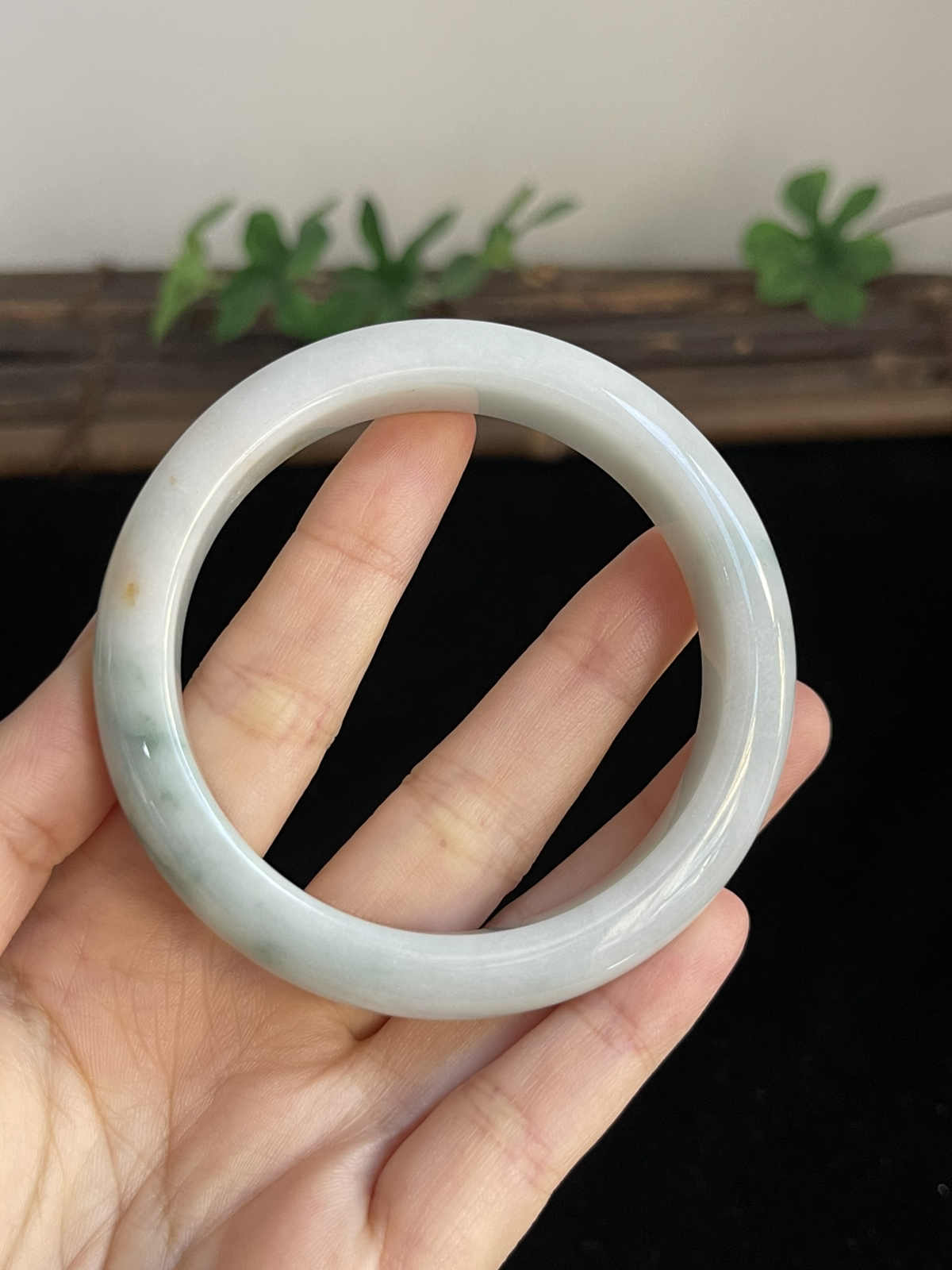 正圈57圈口，翡翠手镯