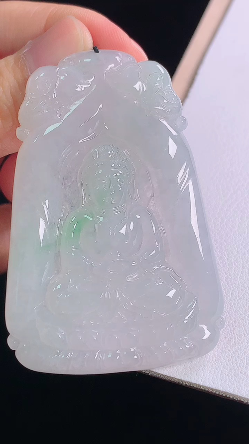 冰飘绿普贤菩萨，无裂，尺寸:56.8-38.3-5.2mm 23