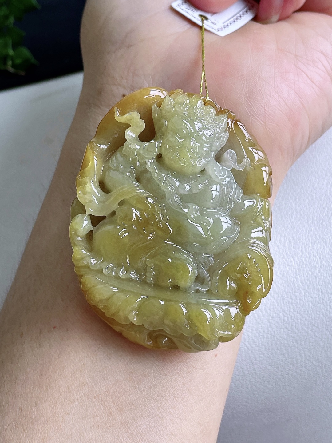 冰黄翡黄财神牌吊坠,性比高