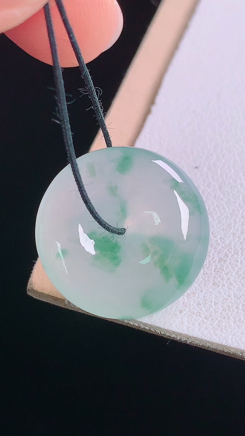 冰飘花平安扣，无裂，尺寸:19.1-5.6mm