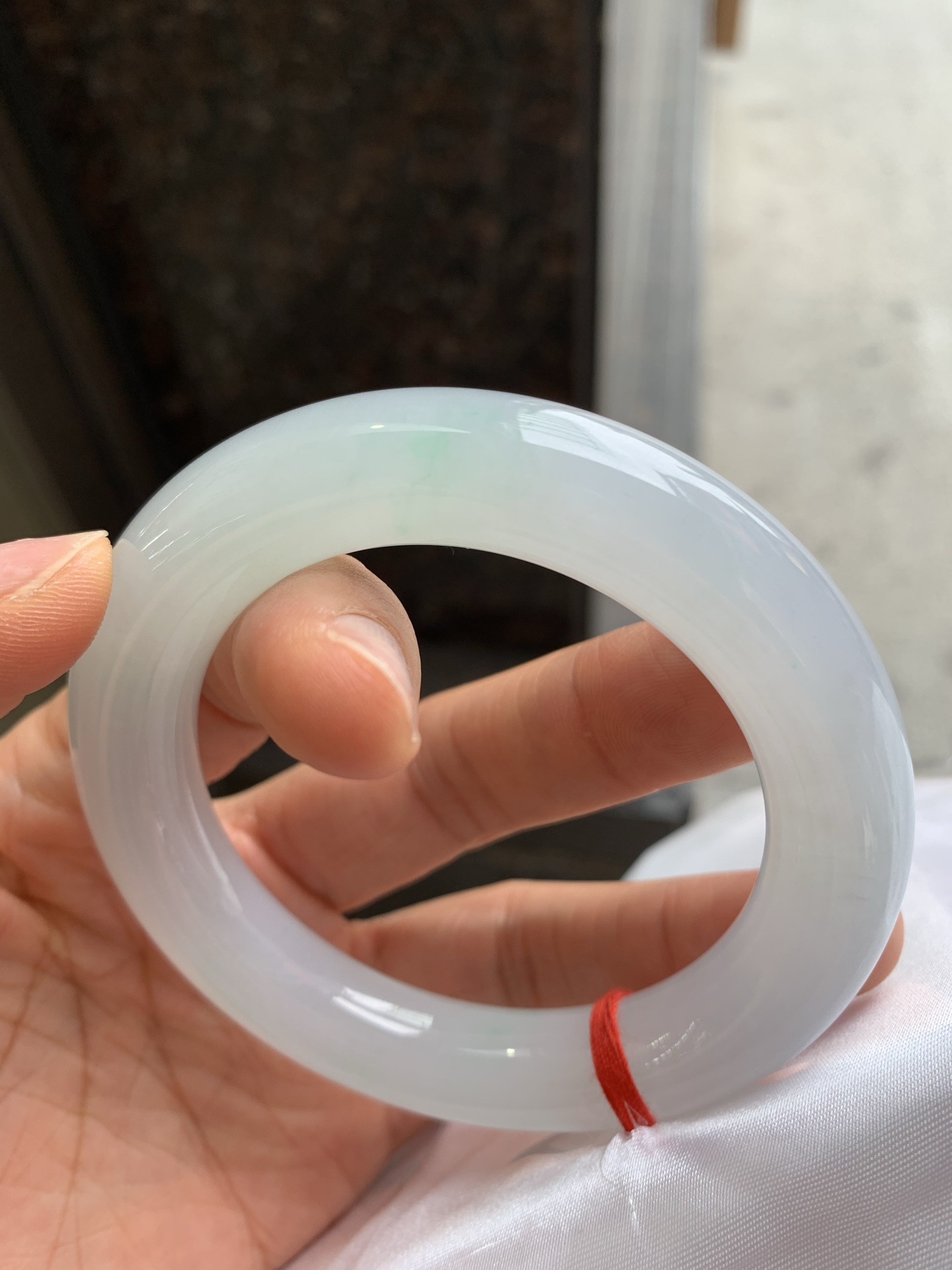 圆条冰飘绿 无裂,版型好