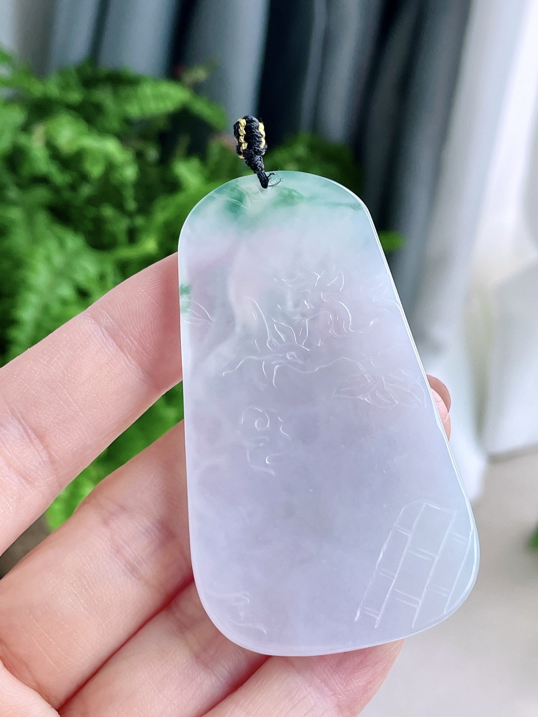 糯冰飘花虚空藏菩萨牌吊坠,缅料,无裂,性比高,尺寸67.7-37.4-5.2,重量30克