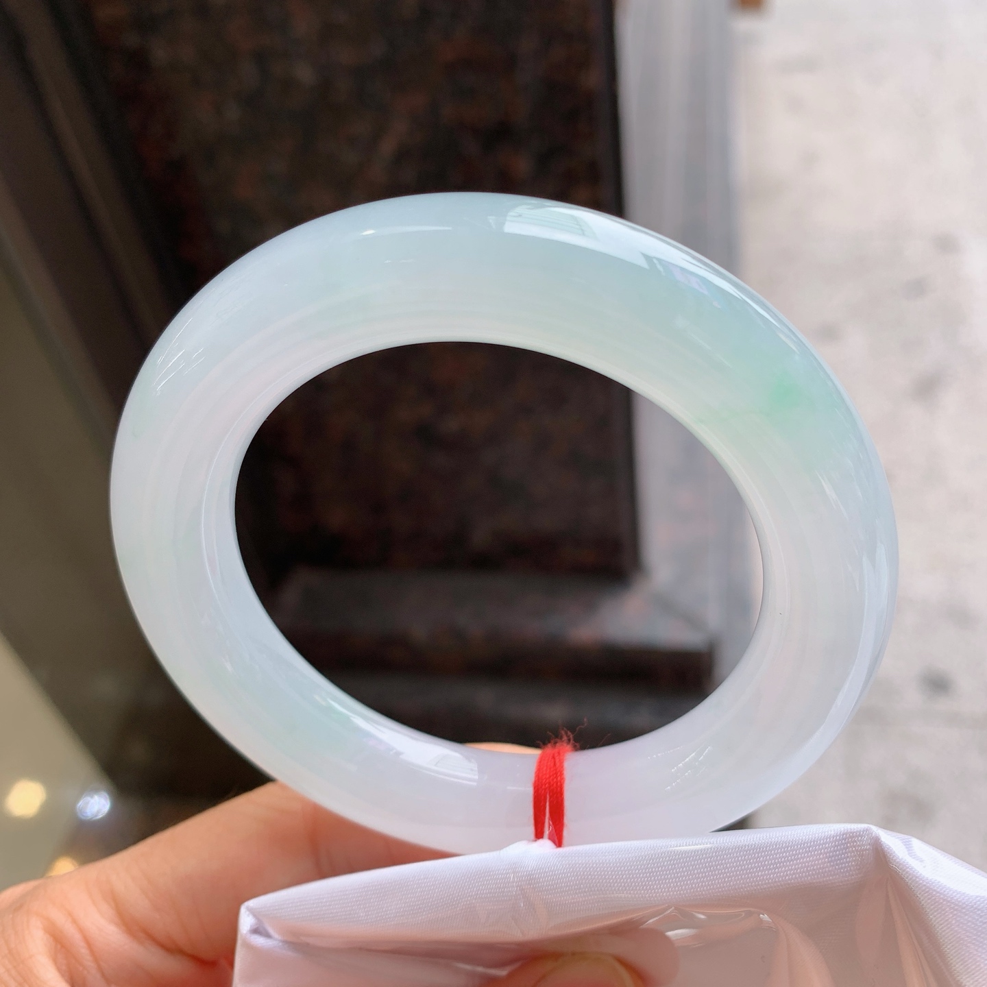 圆条冰飘绿 无裂,版型好