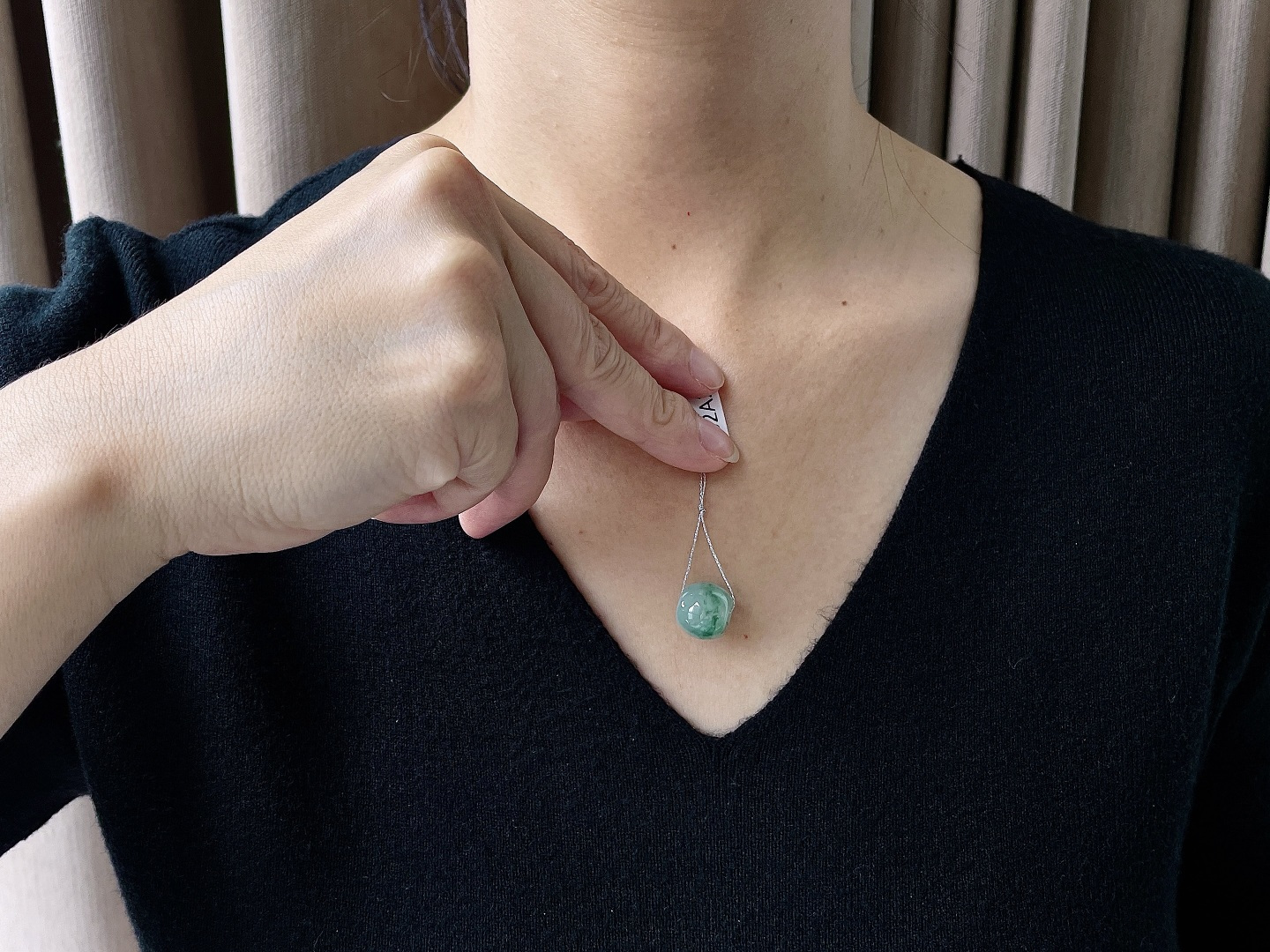 珠子冰飘绿花路路通单珠，性比高，飘花，尺寸13.8-12.6mm，重量4.7克